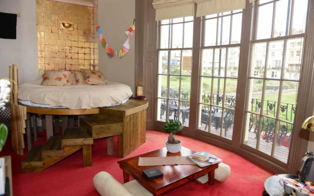 Hotel Pelirocco