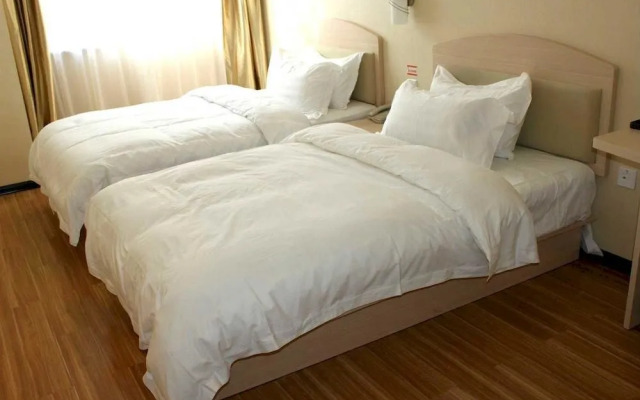 Yiyi Hot Business Hotel