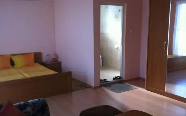 Family Hotel Velevi