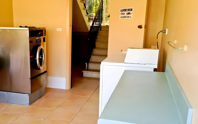 Oxley Cove Apartments