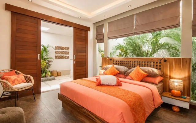 Dreamy 5BR Haven, 200m to Berawa's Blissful Beach