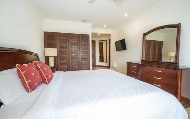 Luxury Condo with Golf and Garden View A25