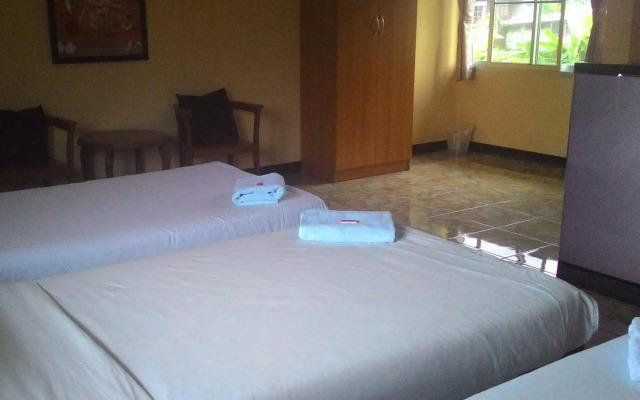 Phoemphoon 2 Hotel