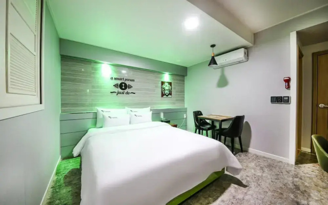Jinju Feel Hotel