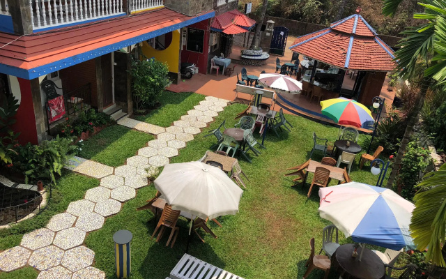 Peravel Beach Holiday Home