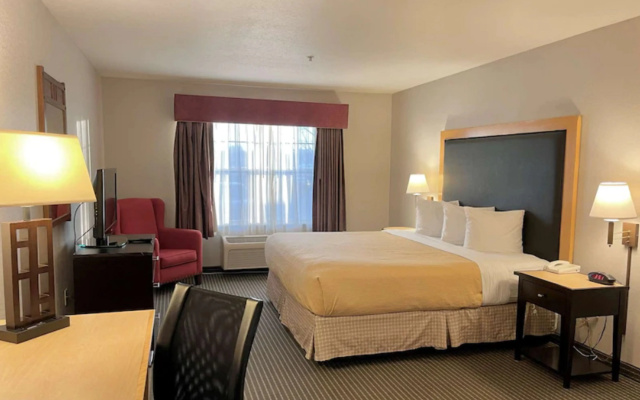 Holiday Inn Express & Suites Zion by IHG