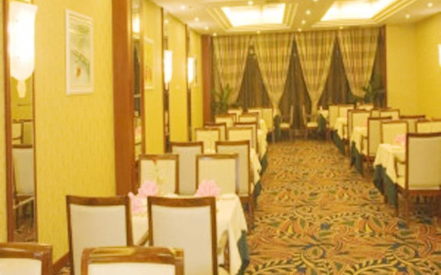 Mangshi Hotel