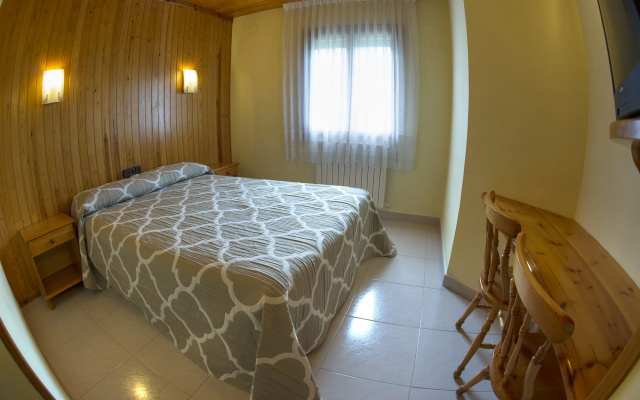 Hotel Los Nogales