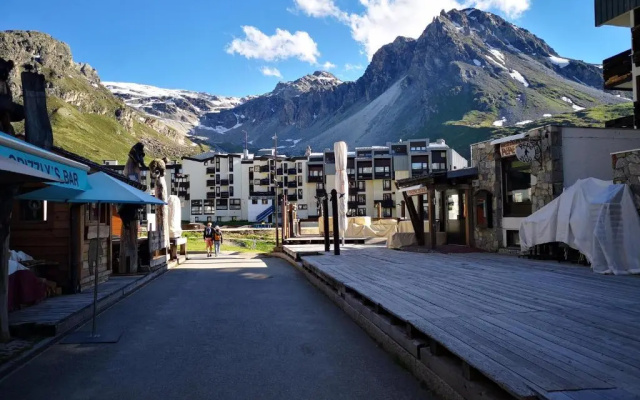 Studio 4pax Val Claret centre, skis aux pieds