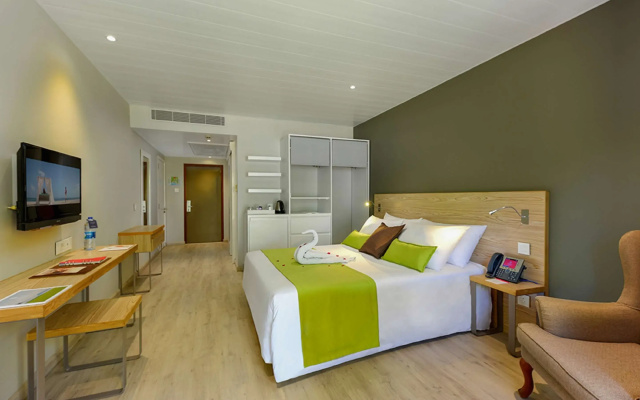 Mauricia Beachcomber Resort & Spa