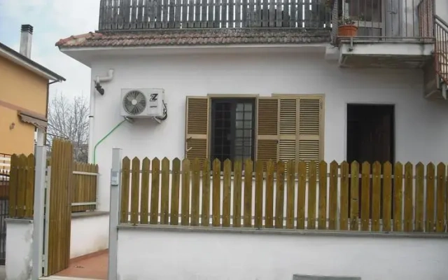 Loves House