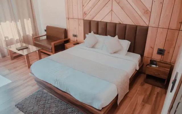 Goroomgo Anant Vilas Resort Bhimtal