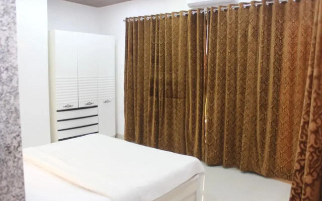 Villa 99 4BHK