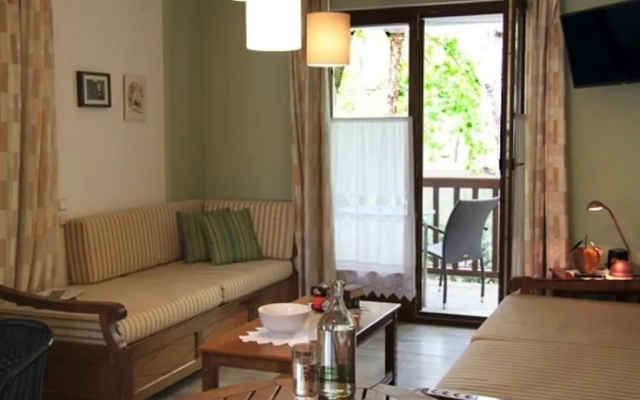 PLATANOFYLLA Apartment No7