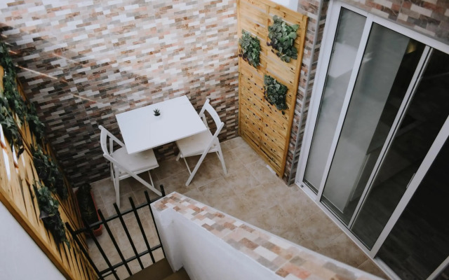 ERES EMERITA "Apartamentos & Suites"