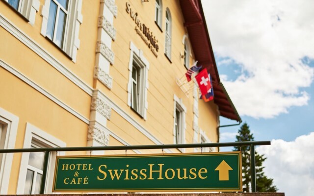 Boutique Hotel SwissHouse вид на фасад