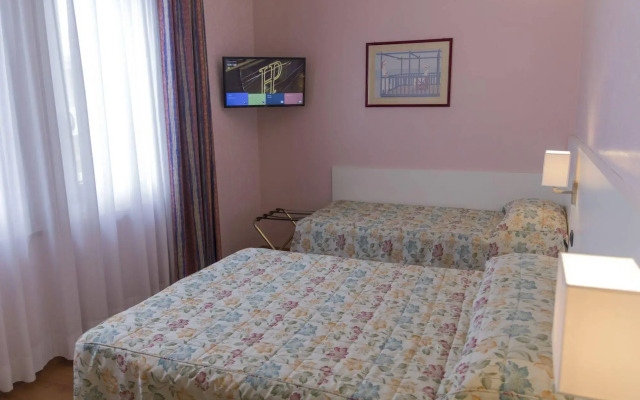 Hotel Pico Mirandola