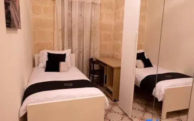 Surwig - 5 bedrooms (sleeps 9 + 2 kids)  Kercem village