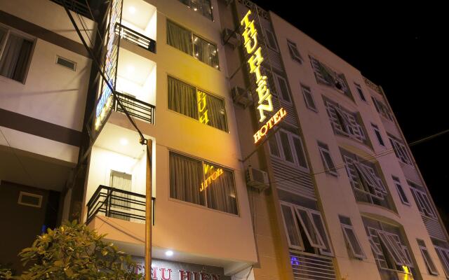 Thu Hien Hotel Нячанг вид на фасад