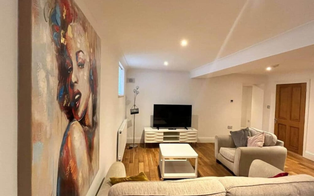 Inviting 1-bed Apartment in Banbury