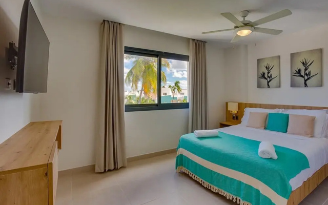 Beautiful apt Best Location Terrace With Pool Access