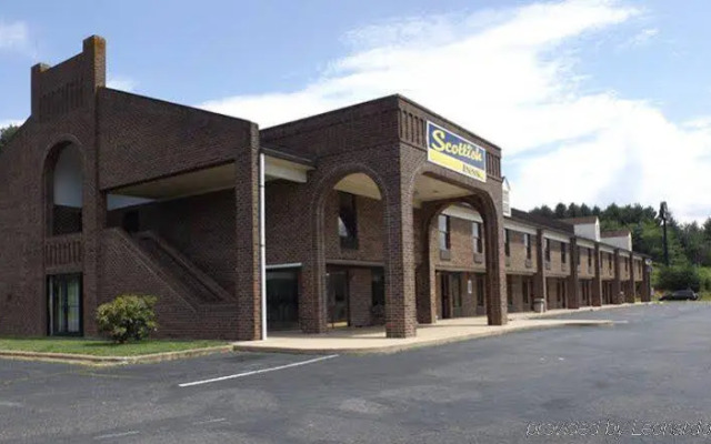 Motel 6 Fancy Gap VA