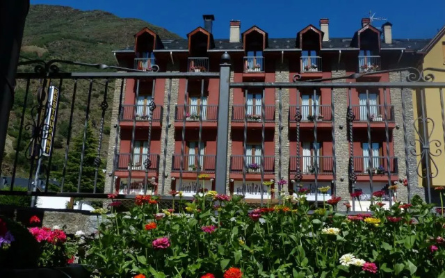 Hotel Vall d'Aneu