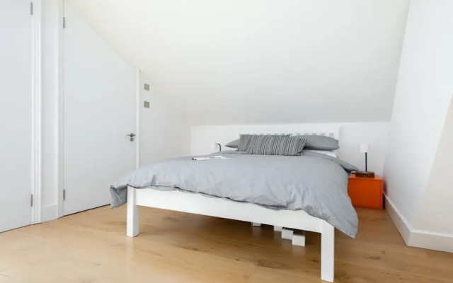 The Latimer Road Escape - Modern 4bdr House With Garden