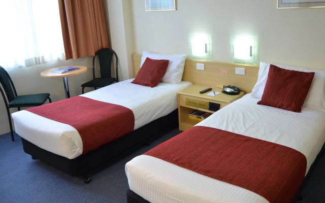 Devere Hotel
