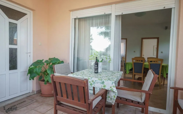 Apartment Nedoklan