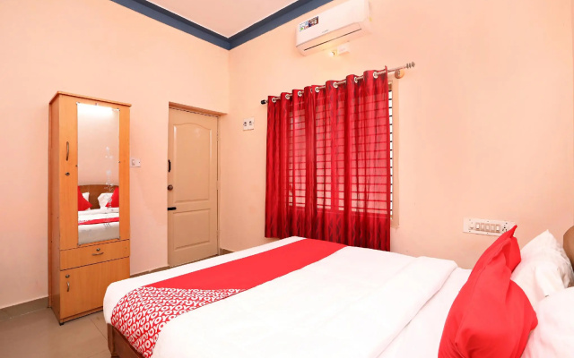 OYO 24210 Yashas Residency