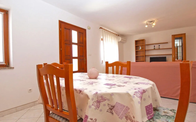 Apartment 1349