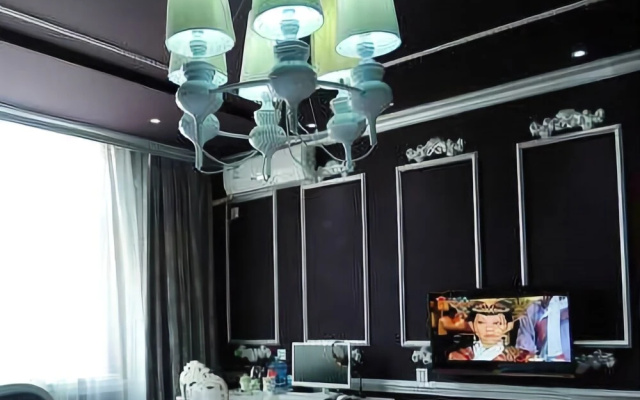 Shijia Boutique Chain Hotel (Kenli Zhongxing Road Store)