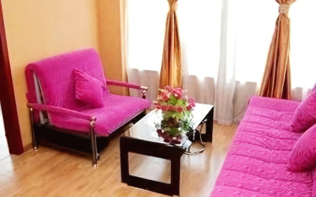 Super 8 Hotel Wuhan Huanghelou Yuemachang Branch
