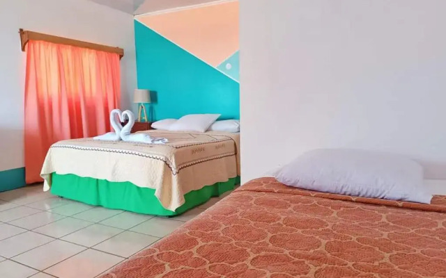 Hotel Los Delfines