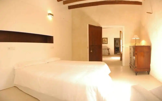 Villa - 5 Bedrooms with Pool and WiFi - 103224
