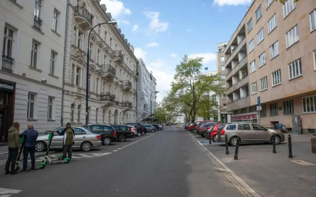 WARSZAWA, CENTRUM, Wiejska 15, KAMIENICA