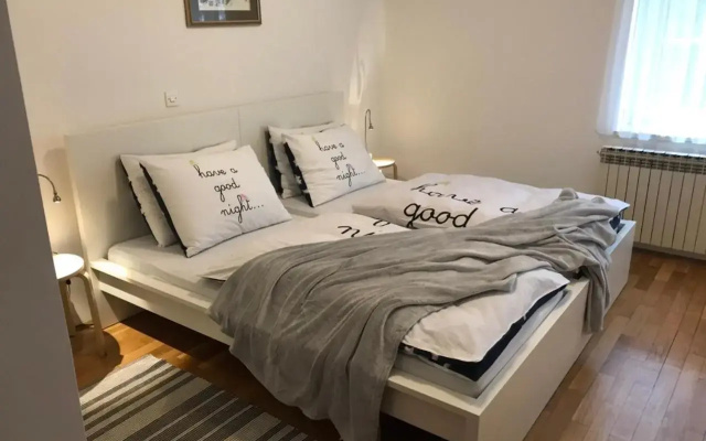 Apartment Dora