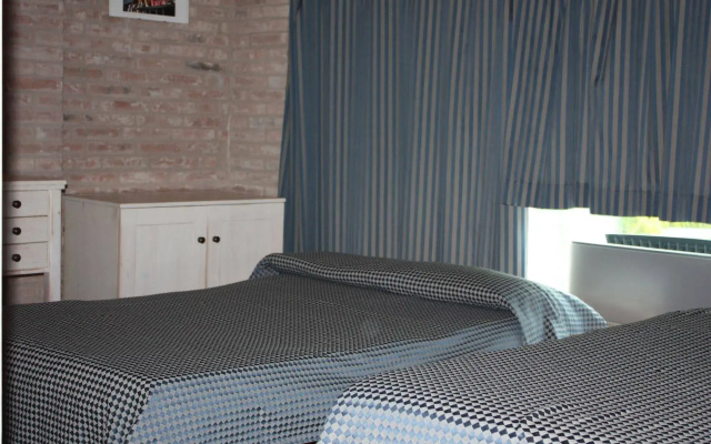 Blue Garibaldi Room & Breakfast