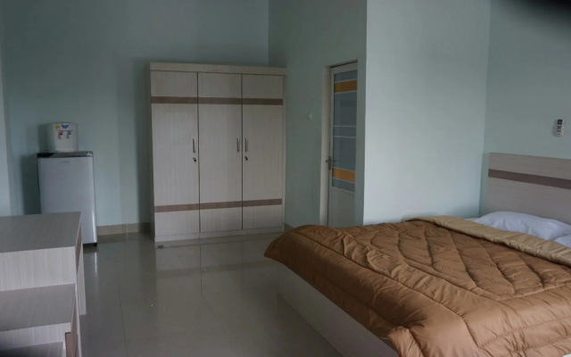 Ayahanda Residence