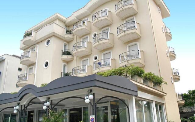 Hotel Darsena вид на фасад
