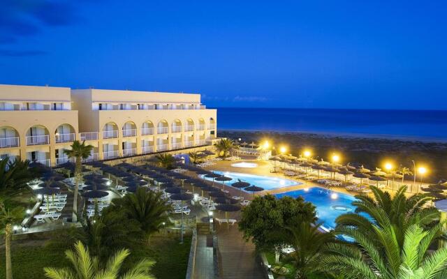Отель SBH Maxorata Resort - All inclusive вид на фасад