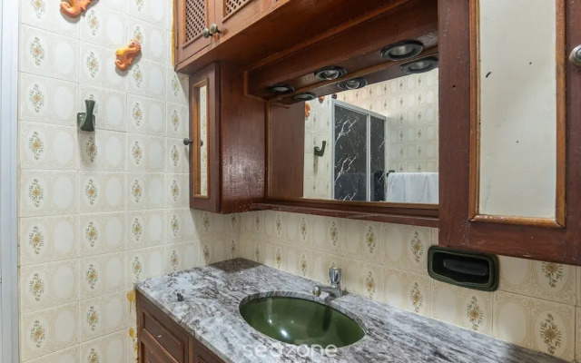 2-bedroom Apt 200 m From the Beach Jsl0902