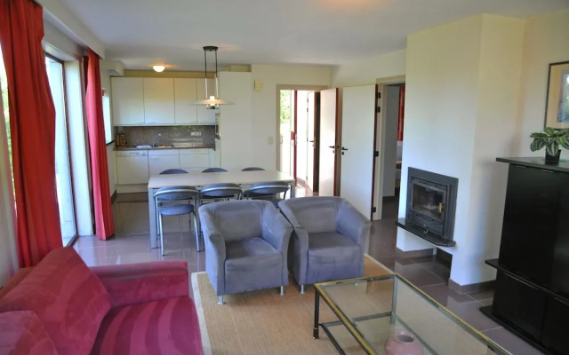 Apt w/ Fireplace & Garden