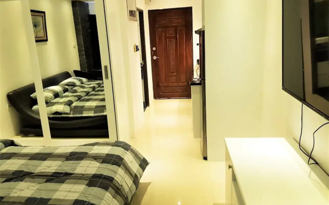 View Talay 1 - 11th Floor Studio Condo With Fantastic Views