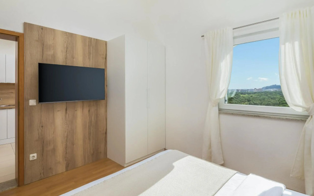 Apartment Tihi 2