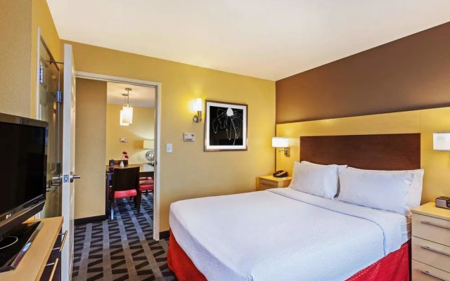 TownePlace Suites Tulsa Broken Arrow