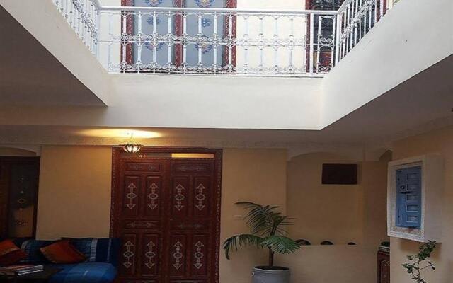 Отель Riad Sarah et Sabrina Марокко, Марракеш - отзывы, цены и фото номеров - забронировать отель Riad Sarah et Sabrina онлайн вид на фасад