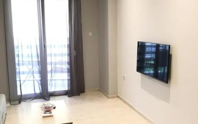 Acropolis brand new 1min from metro!
