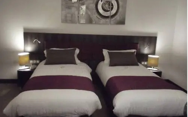 St. Tropez All Suites